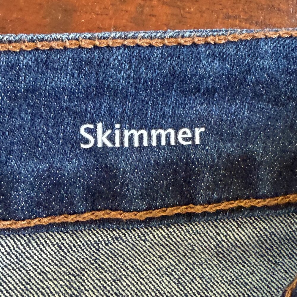 Gloria Vanderbilt Cleo All American Slimming Effect Denim Skimmer Capris Size 12 - Picture 8 of 9